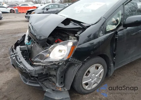 2013 Honda Fit z USA, uszkodzony, nr VIN JHMGE8H37DC069266